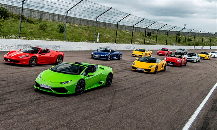 supercar driving experience for 2