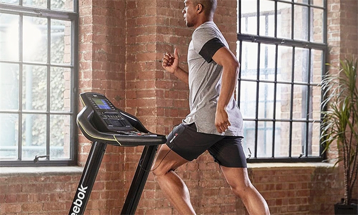 reebok gt40 one series treadmill with bluetooth