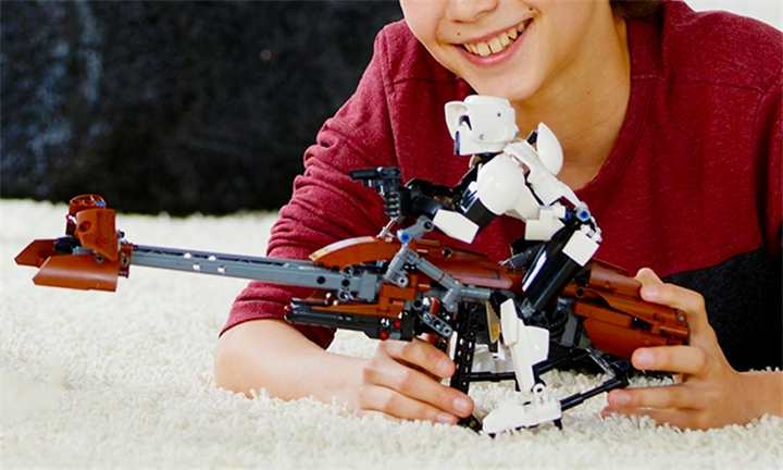 lego star wars scout trooper and speeder bike