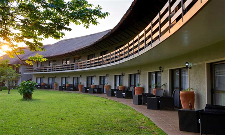 Hyperli Zimbabwe 3 Night 4 Star Stay Including Return - 