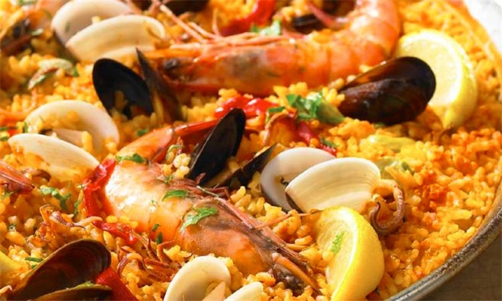 Hyperli | Authentic Spanish Paella Cooking Class from Perfect Paella